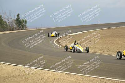 media/Jan-26-2025-CalClub SCCA (Sun) [[cfcea7df88]]/Group 7/Race/